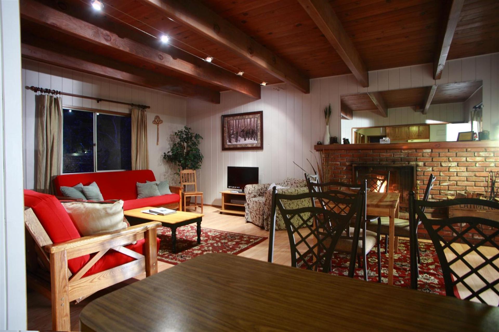 Crestline Sleepy Hollow Cabins And Hotel מראה חיצוני תמונה