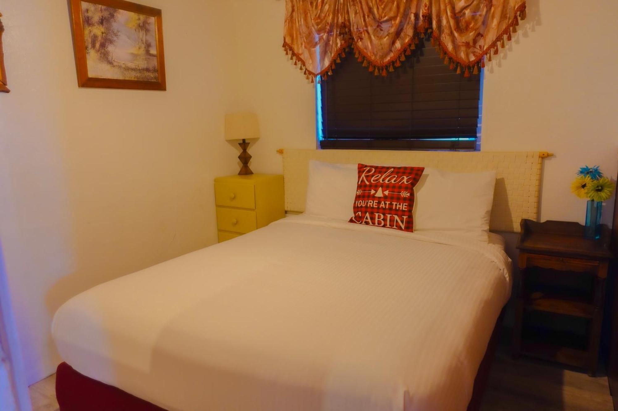 Crestline Sleepy Hollow Cabins And Hotel מראה חיצוני תמונה