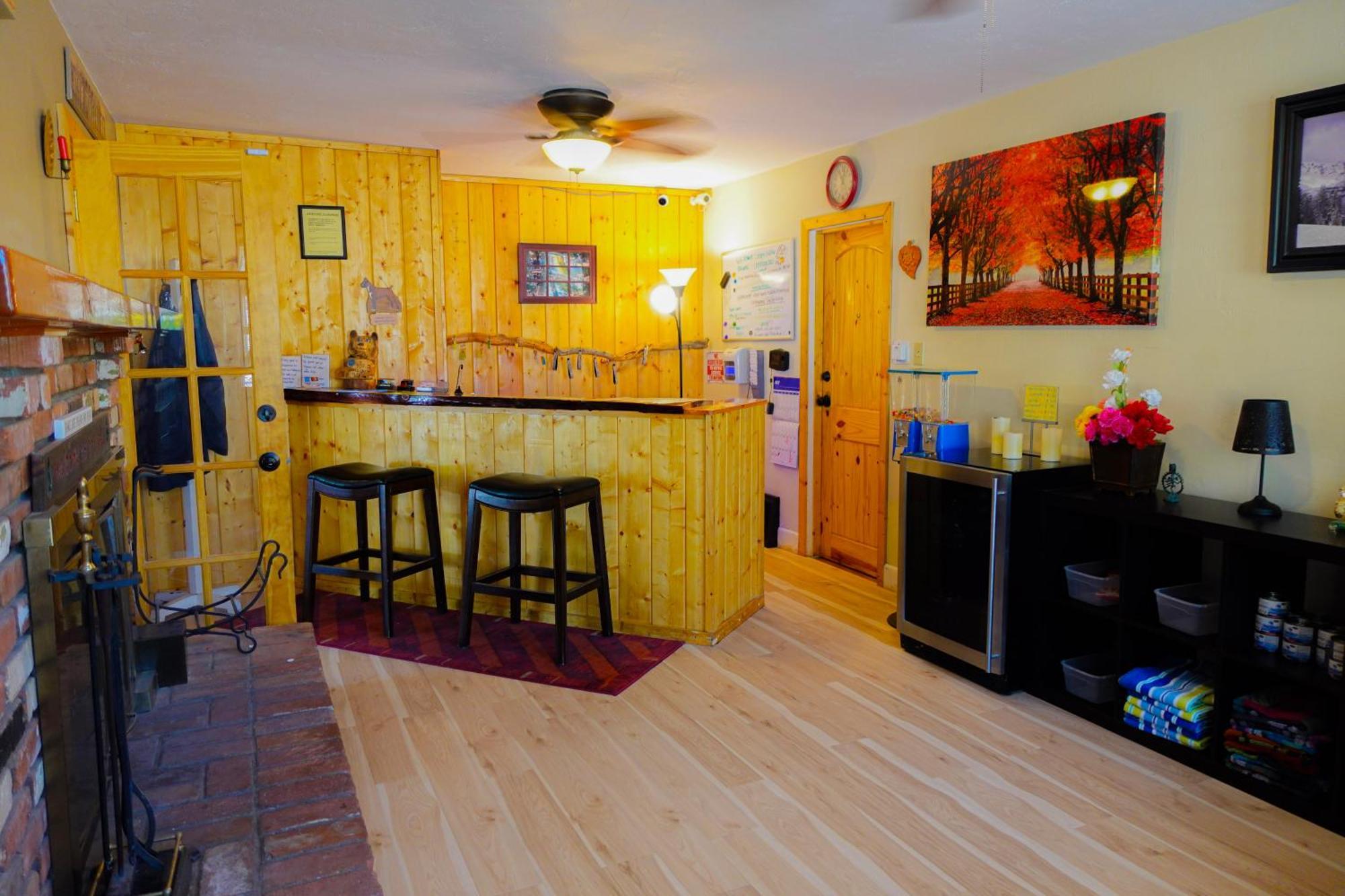 Crestline Sleepy Hollow Cabins And Hotel מראה חיצוני תמונה